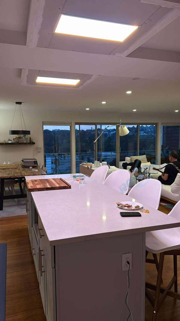 Blog perusahaan terbaru tentang Artificial Skylights in Renovation Projects