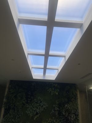 Lampu langit-langit LED buatan tertanam untuk konsumsi daya 150W Sumber cahaya LED dan metode instalasi tertanam